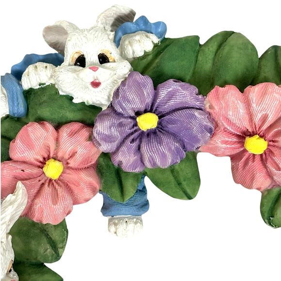This York Resin Easter Wreath with Bunny Rabbits Vintage 1995 in Original Box - Picture 3 of 12